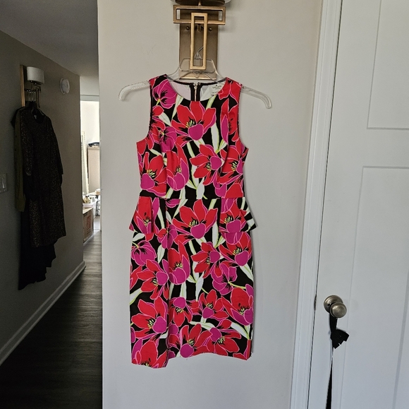 Kate Spade Red and Pink Tropical Floral Peplum Sleeveless Sheath Dress NWOT 4 - Picture 4 of 13